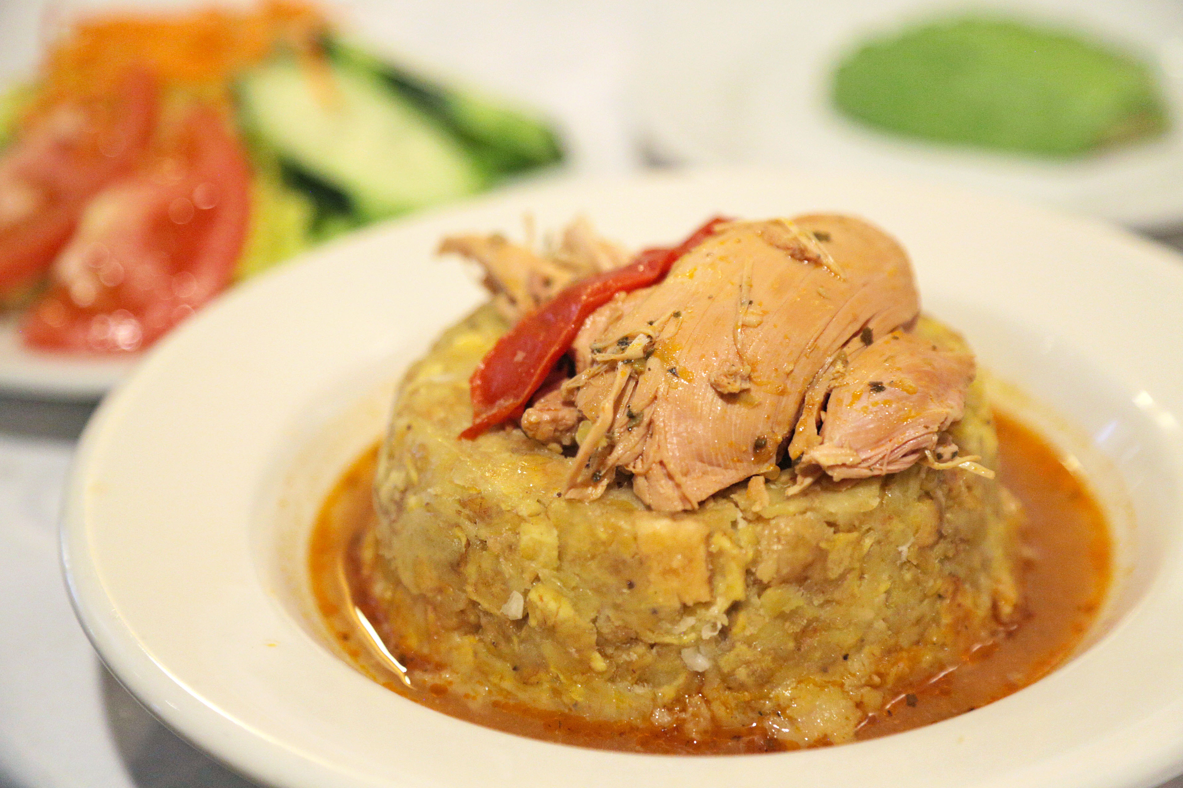 Mofongo de Pollo Guisado