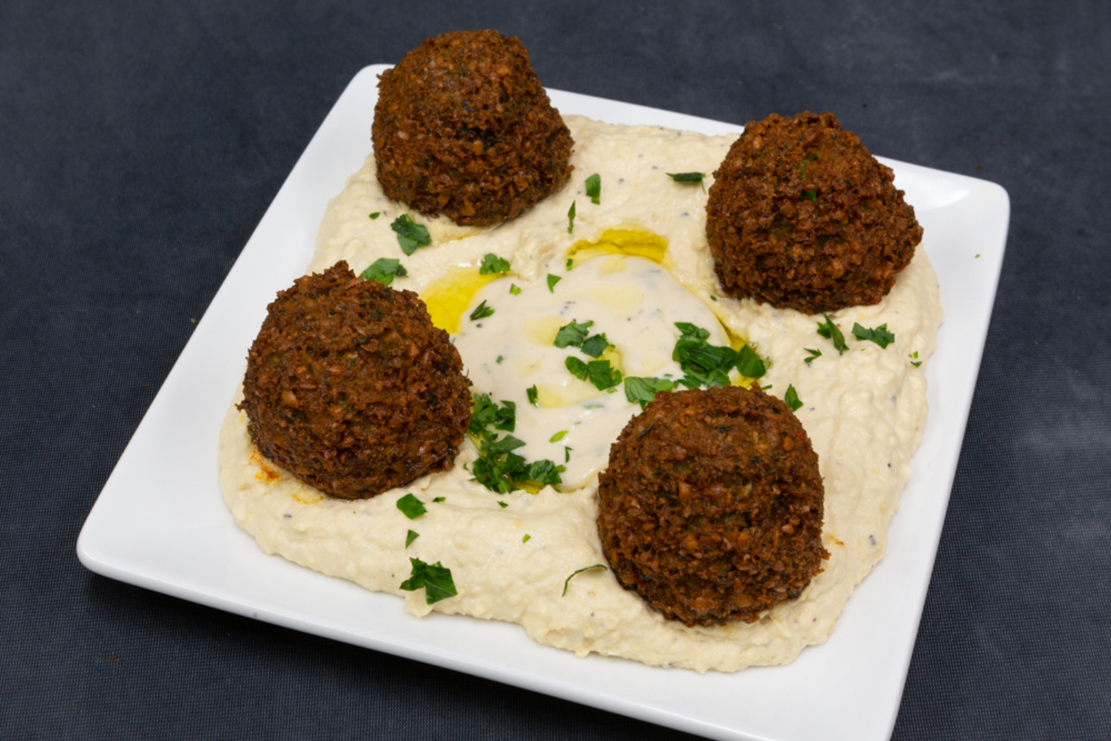 05 Falafel Hummus