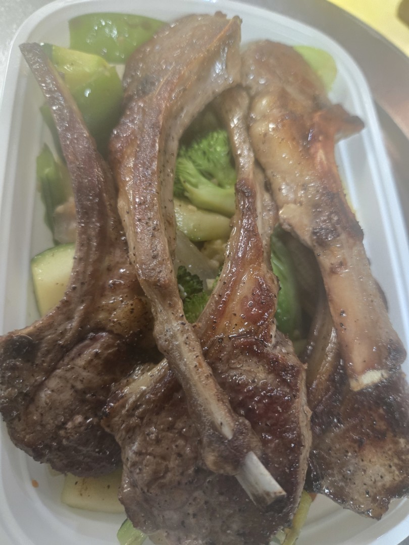 Lamb Chops (D)