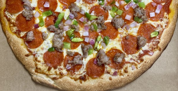 6 Cut Round Specialty Pizza